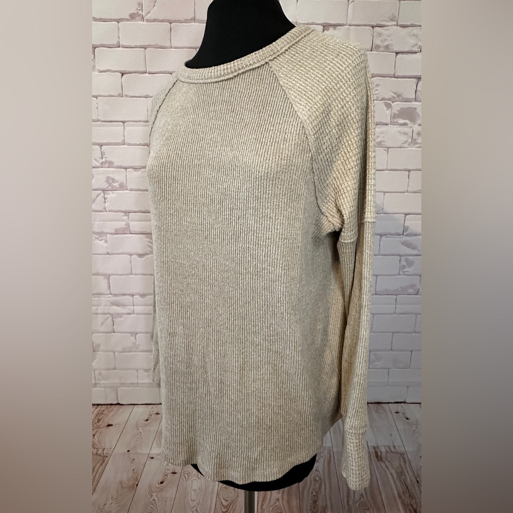 Super Soft Waffle Knit Top by SO Size Large
Lightweight business Casual Warm - Picture 5 of 6